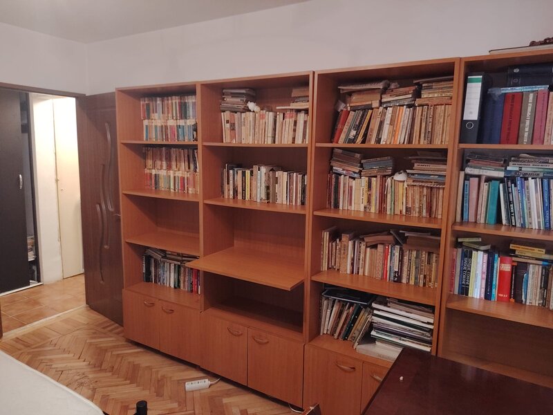Petre Ispirescu aproape de Mihail Sebastian camera bloc fara proprietar
